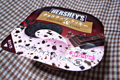 ロッテスノー(HERSHEY'S) HERSHEY'S チョコチップ&クッキー ストロベリー
