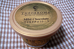 明治乳業 THEOBROMA(テオブロマ) マイルドチョコレート